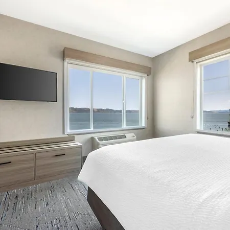 Holiday Inn Express Hotel & Suites Astoria By Ihg Exterior photo